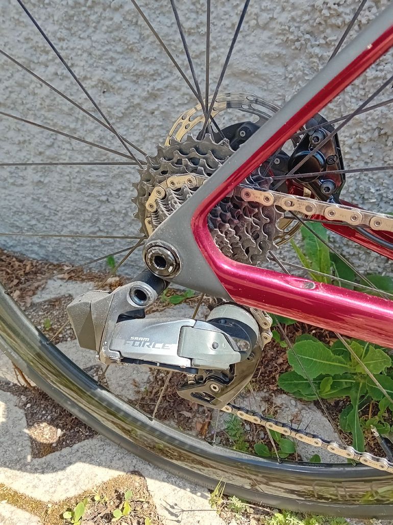 Used Trek Madone SL 7 AXS 2025 Road & Gravel, Red — image 4 of 11