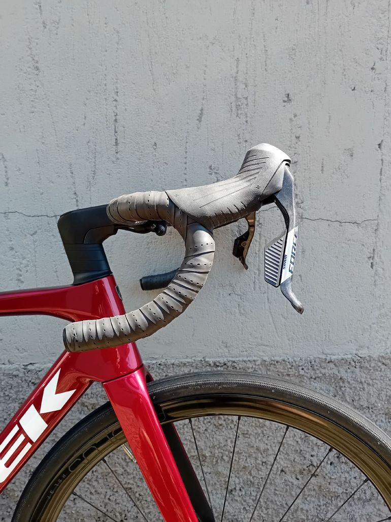 Used Trek Madone SL 7 AXS 2025 Road & Gravel, Red — image 8 of 11