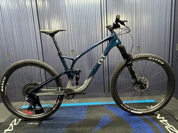 GT, GT Sensor Carbon Elite Fully