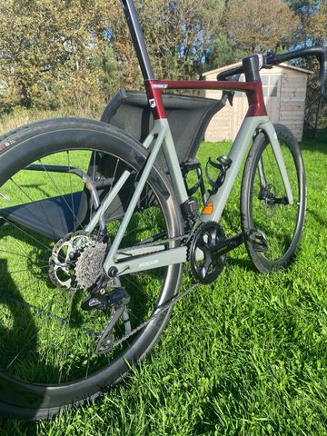 Brugt Focus IZALCO MAX 8.9 2024 2024 Road & Gravel — billede 2 af 6