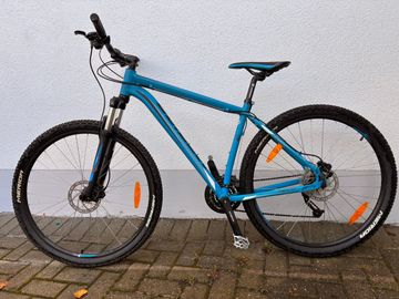 Used Merida 40-D 2018 Mountainbike, Blue — image 2 of 14