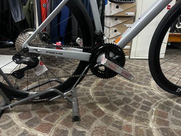 Brugt Focus IZALCO MAX 9.8 2024 2024 Road & Gravel — billede 2 af 6