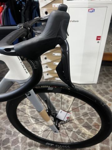Brugt Focus IZALCO MAX 9.8 2024 2024 Road & Gravel — billede 6 af 6