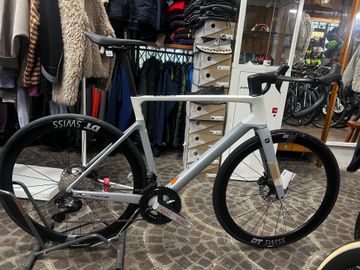 Used Focus IZALCO MAX 9.8 2024 2024 Road & Gravel