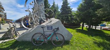 Bianchi Specialissima RC Frameset 2024 Road & Gravel d'occasion — image 2 sur 3