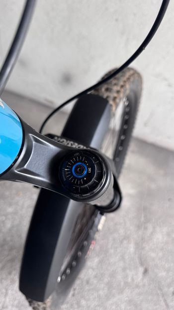 Propain Spindrift Shimano Deore XT 2024 Mountainbike usato, Blu — immagine 7 di 11