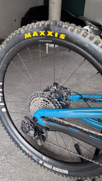 Propain Spindrift Shimano Deore XT 2024 Mountainbike usato, Blu — immagine 3 di 11