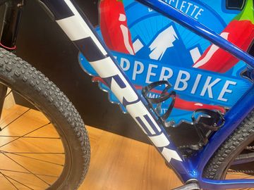 Used Trek Procaliber 9.7 2023 2023 Mountainbike, Blue, 29, 27.5 — image 19 of 37