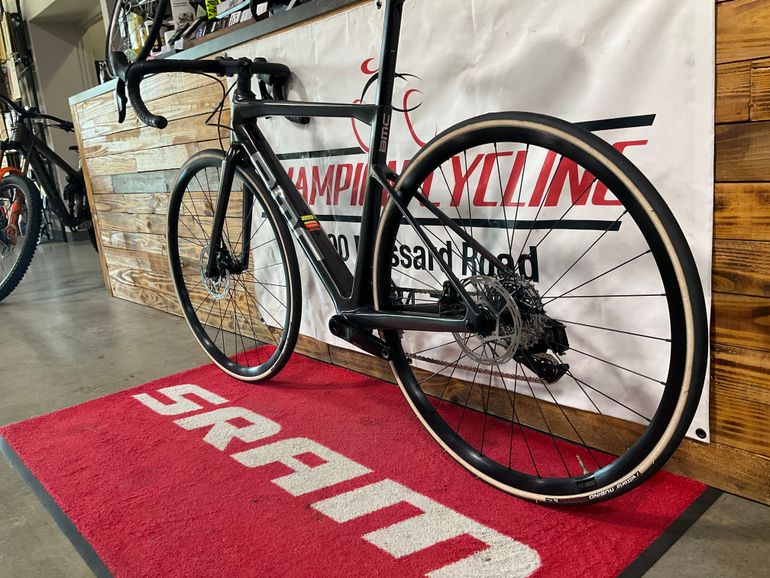 Used BMC Teammachine SLR FOUR 2023 2023 Road & Gravel, Light Gray — image 2 of 5