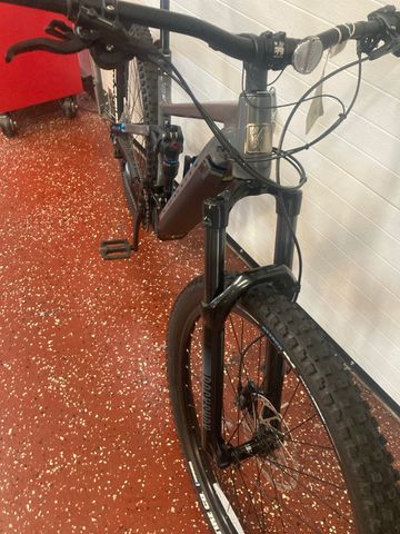 Used Marin Rift Zone E 2023 2023 Mountainbike, Light Gray, 29 — image 6 of 7