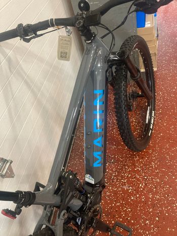 Used Marin Rift Zone E 2023 2023 Mountainbike, Light Gray, 29 — image 4 of 7
