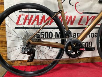 Used BMC Roadmachine FOUR 2023 2023 Road & Gravel, Orange — image 3 of 4