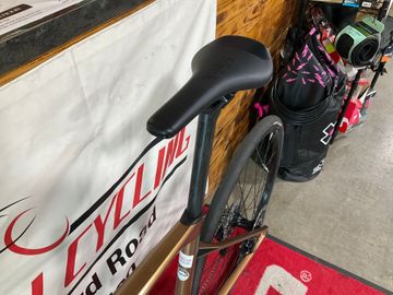 Used BMC Roadmachine FOUR 2023 2023 Road & Gravel, Orange — image 4 of 4