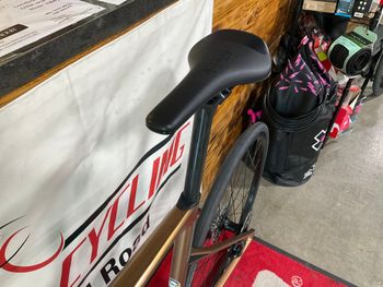 Used BMC Roadmachine FOUR 2023 2023 Road & Gravel, Orange — image 6 of 6
