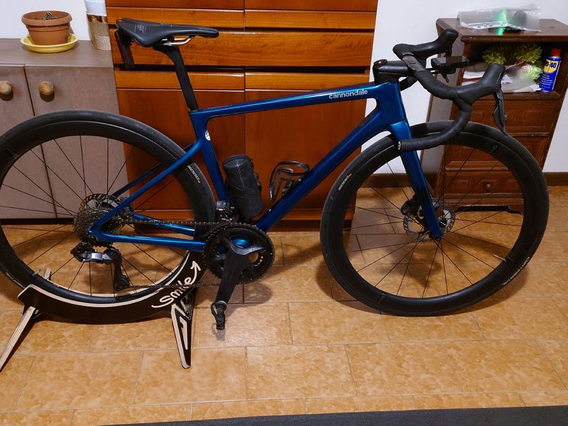 Used Cannondale SuperSix EVO Hi-MOD Disc Ultegra Di2 2022 2022 Road & Gravel