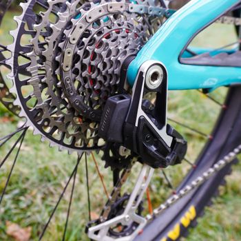 Used Yeti SB160 2023 Mountainbike, Green — image 7 of 13