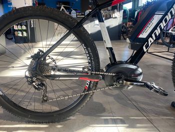 Used Cannondale Tramouunt 2018 Mountainbike, Black — image 6 of 8