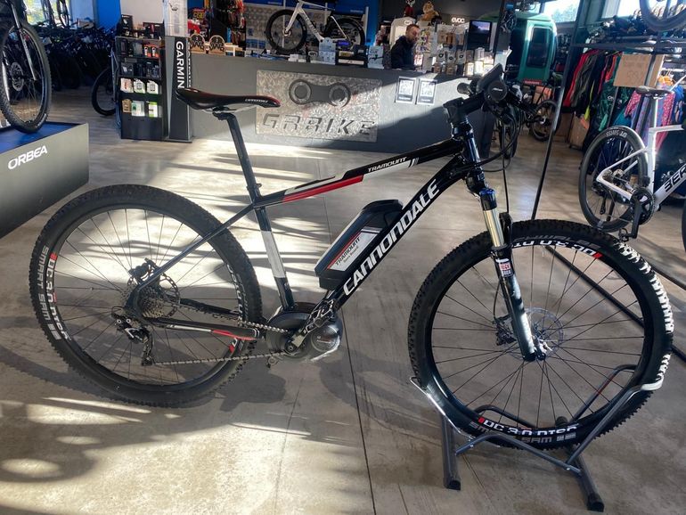 Used Cannondale Tramouunt 2018 Mountainbike, Black — image 1 of 8
