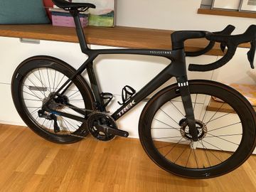 Trek Madone SLR 7 Gen 8 Di2 2025 2025 Road & Gravel usato