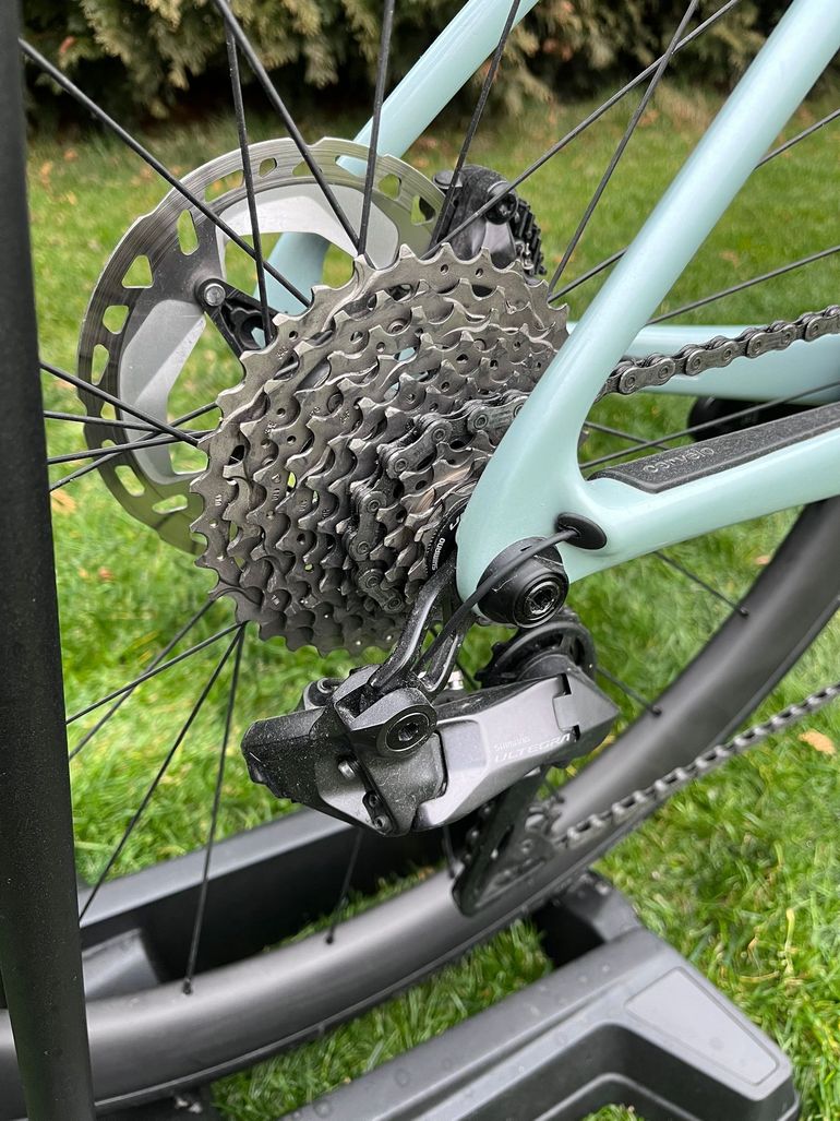 Used Cervélo Caledonia-5 Ultegra Di2 2023 2023 Road & Gravel, Blue — image 9 of 10
