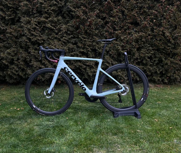 Used Cervélo Caledonia-5 Ultegra Di2 2023 2023 Road & Gravel, Blue — image 1 of 10