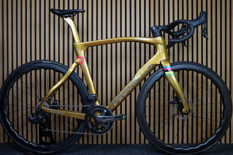 Gebrauchtes Pinarello DOGMA F SUPER RECORD WRL Disc 2024 2024 Road & Gravel