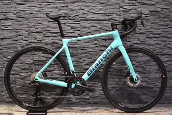 Bianchi BIANCHI INFINITO CV CAMPAGNOLO ATHENA 2017