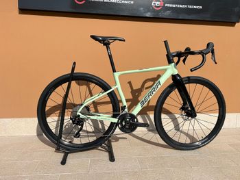 Berria, ALLROAD HPR GRX