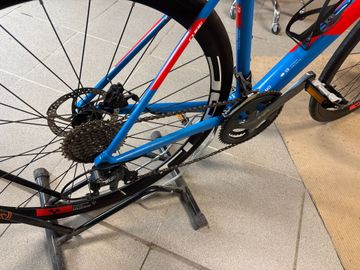 Gebrauchtes CUBE ATTAIN RACE 2020 2020 Road & Gravel, Blau — Bild 3 von 3