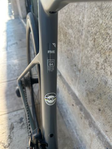Käytetty BMC Teammachine SLR01 FIVE 2023 2023 Road & Gravel — kuva 2 / 10