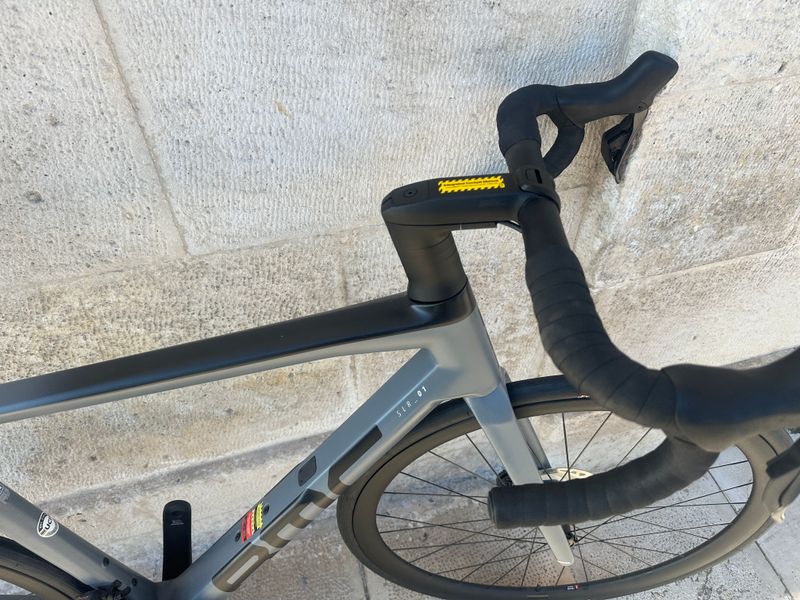 Käytetty BMC Teammachine SLR01 FIVE 2023 2023 Road & Gravel — kuva 5 / 10