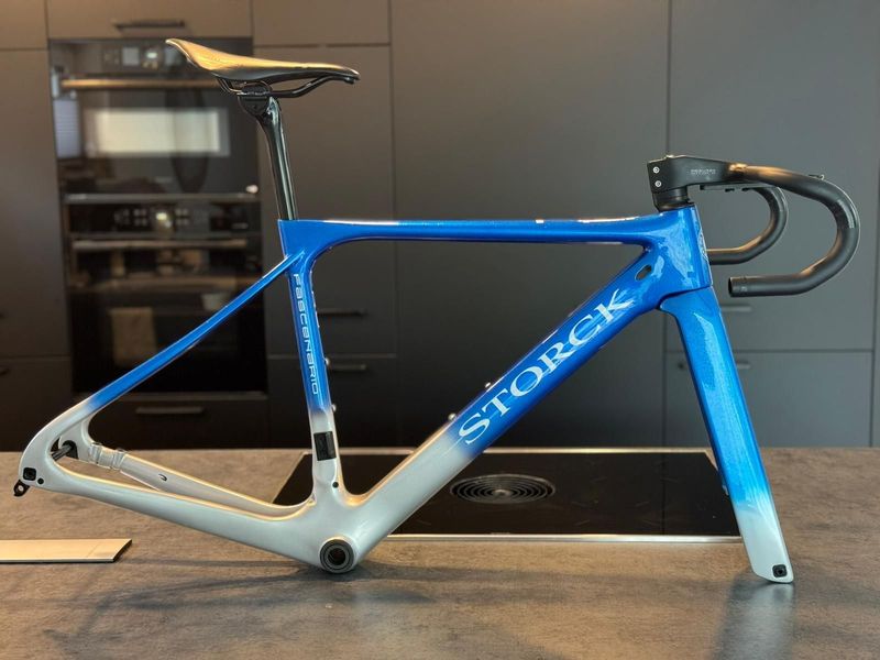Used Storck Fascenario.4 Pro Disc Dura Ace Di2 2x12 2024 Frameset 2024 Road & Gravel