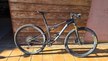 Orbea OIZ M10 2021 2021 Mountainbike usato, Nero — immagine 1 di 6