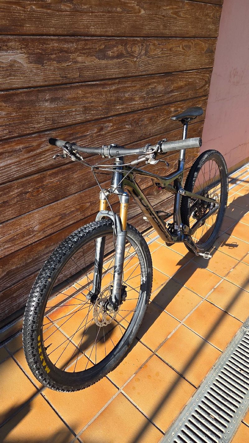 Orbea OIZ M10 2021 2021 Mountainbike usato, Nero — immagine 4 di 6