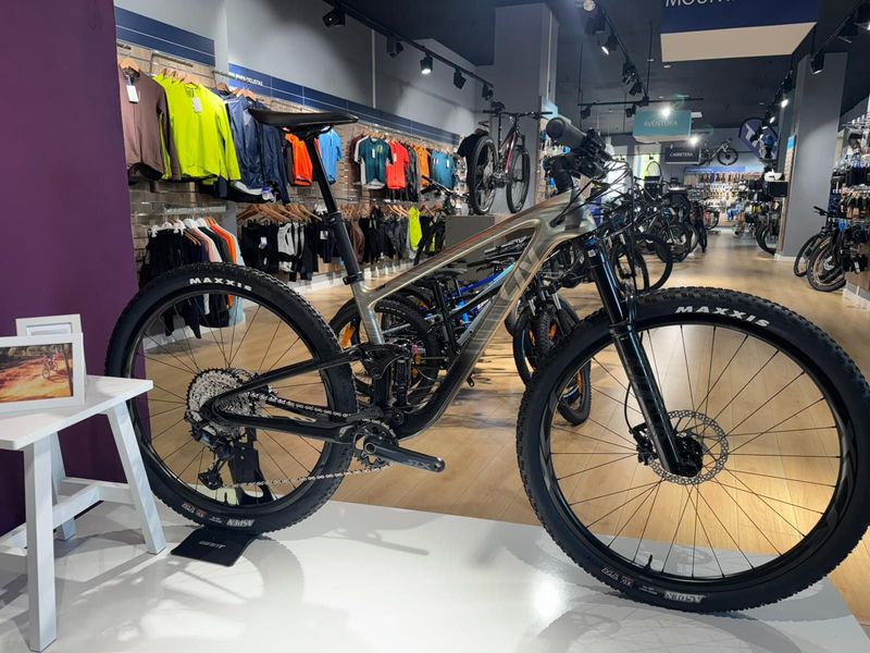 Brugt Liv Pique Advanced 29 2 2025 2025 Mountainbike — billede 1 af 3