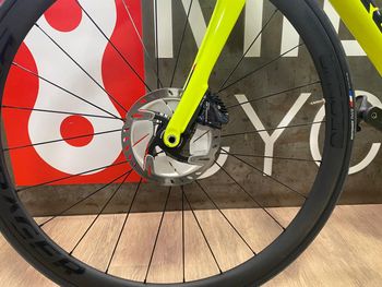 Used Trek Émonda SLR 6 Disc 2018 2018 Road & Gravel — image 7 of 8
