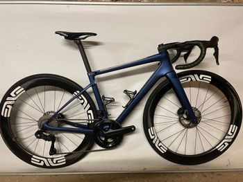 Enve, Melee
