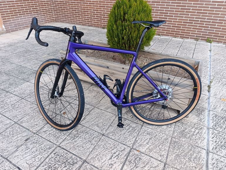 Used Rose Backroad SRAM Force eTap AXS 2024 Road & Gravel, Violett — image 2 of 10