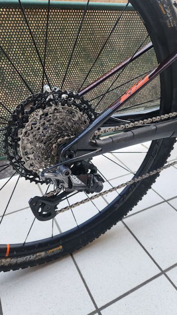 Brugt KTM SCARP EXONIC 2024 2024 Mountainbike — billede 4 af 8
