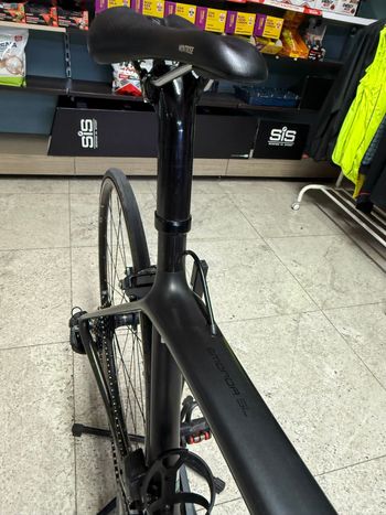 Used Trek Émonda SLR 6 2017 2017 Road & Gravel, Black — image 6 of 7