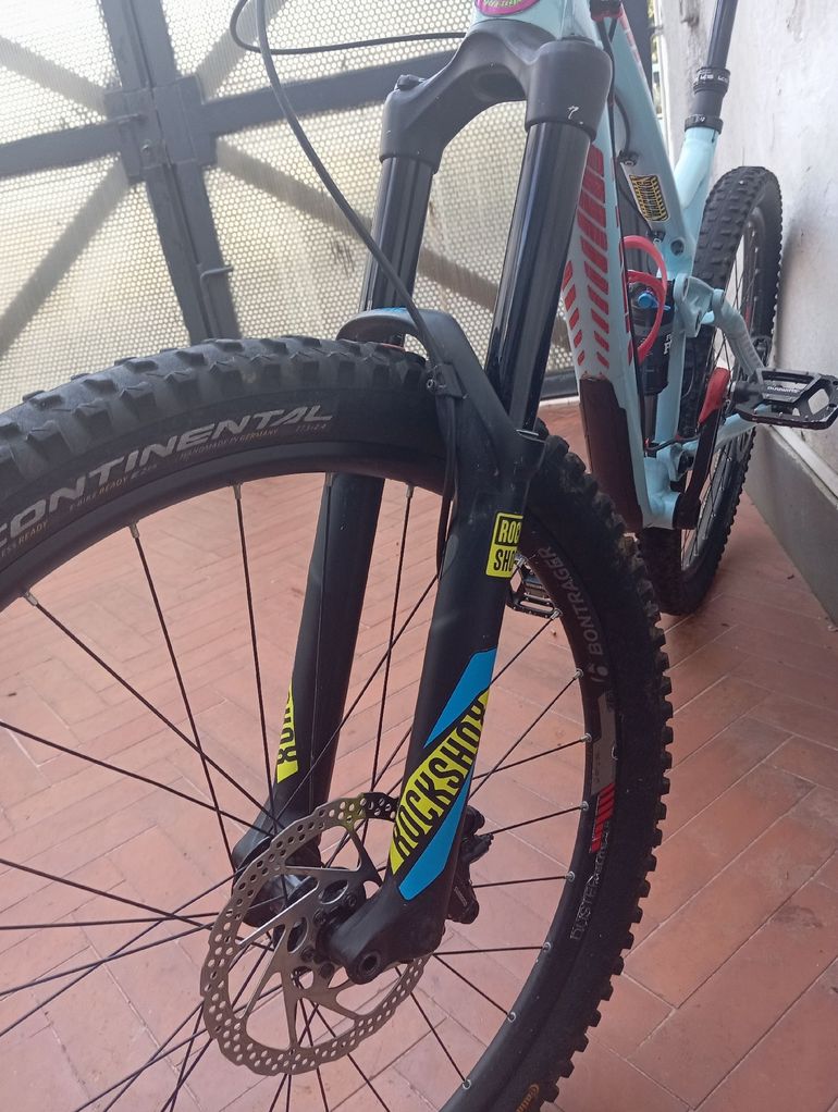Used Trek Remedy 7 27.5 2016 2016 Mountainbike, Blu — image 6 of 8
