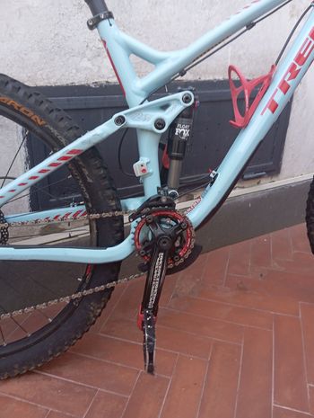 Used Trek Remedy 7 27.5 2016 2016 Mountainbike, Blu — image 4 of 8