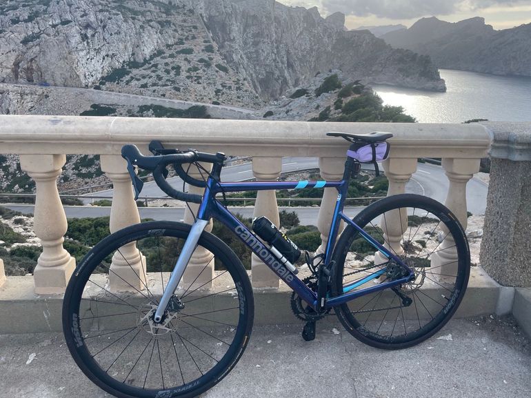 Cannondale CAAD13 Disc Tiagra 2024 2024