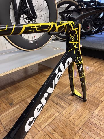 Used Cervélo S5 Frameset Frameset 2024 Road & Gravel, Black — image 6 of 6