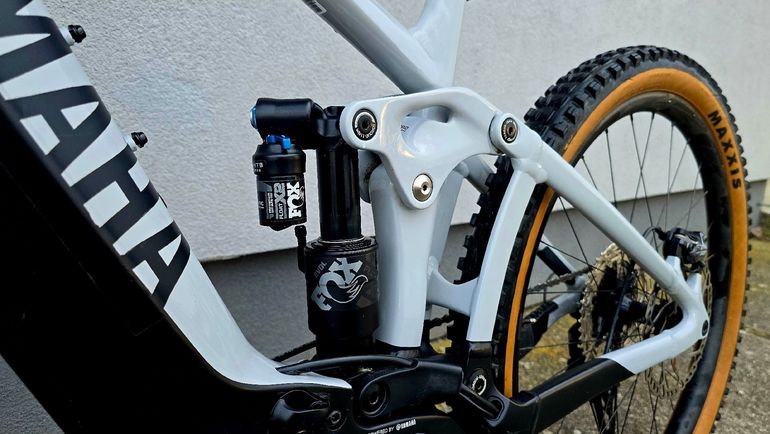 Gebrauchtes Giant Reign E+ 1 2022 2022 Mountainbike, Hellgrau, 29 — Bild 7 von 8