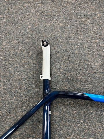 Used Trek Emonda Sl Frame Frameset 2023 Road & Gravel, Blue — image 2 of 5