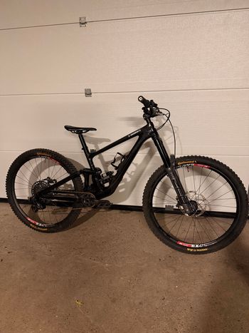 Used Specialized S-Works Enduro 2025 Mountainbike, Black — image 1 of 4
