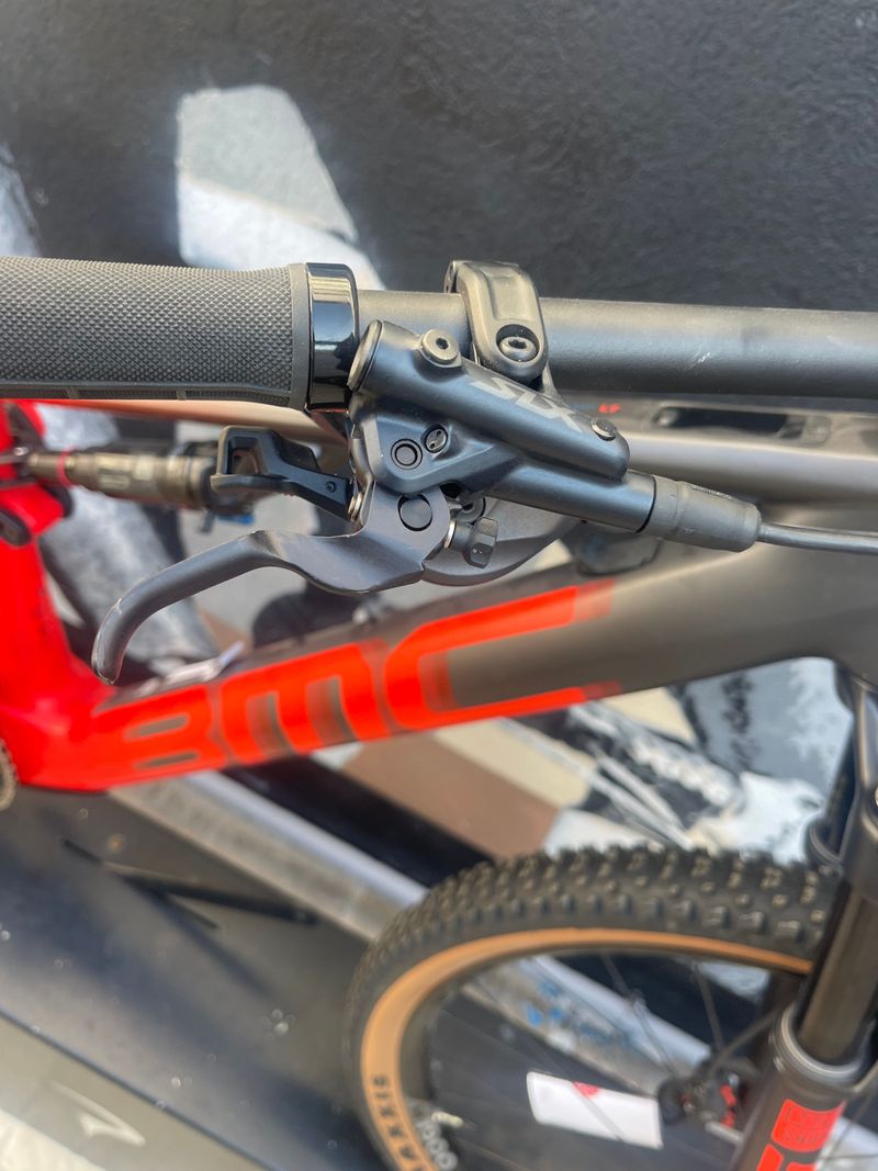 Used BMC Fourstroke AMP LT TWO 2023 2023 Mountainbike, Red, 29 — image 5 of 8