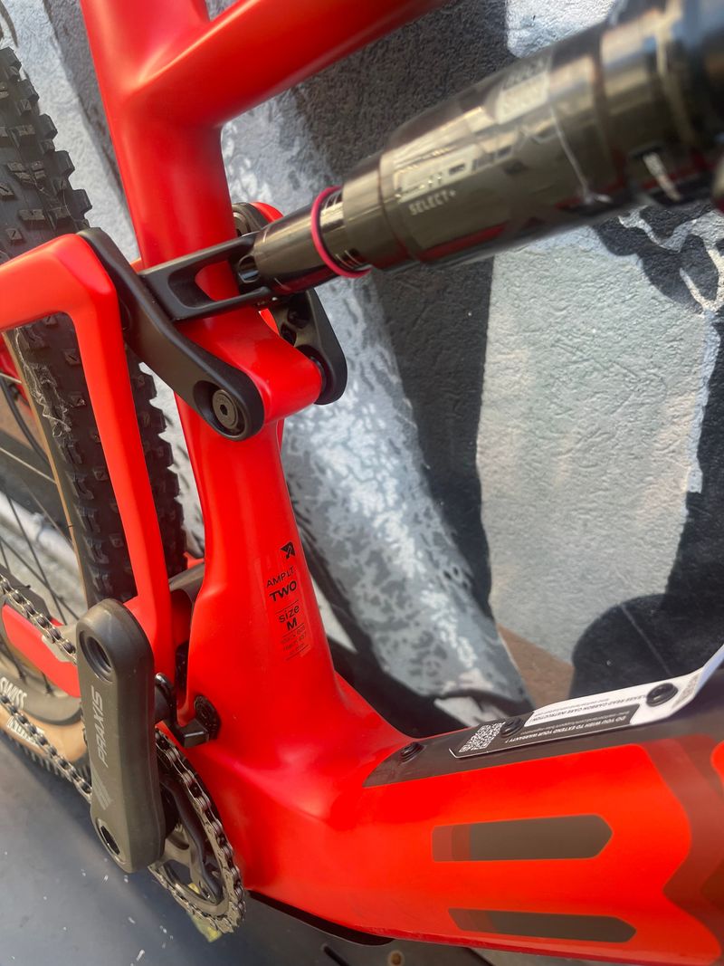 Used BMC Fourstroke AMP LT TWO 2023 2023 Mountainbike, Red, 29 — image 4 of 8