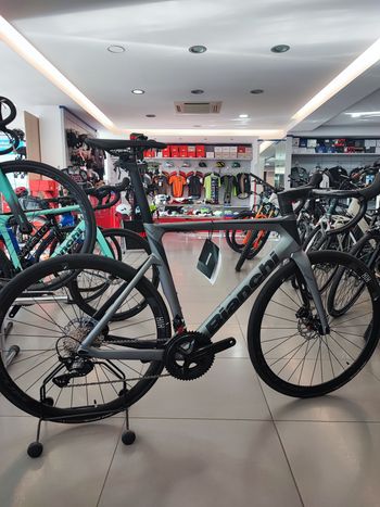 Bianchi, Oltre Shimano 105